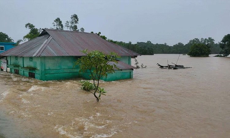 আগামী ২৪ ঘণ্টায় তিন জেলায় বন্যা পরিস্থিতির অবনতি হতে পারে