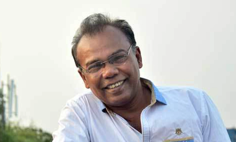 প্রবাসীদের নিয়ে গাইলেন বাবু