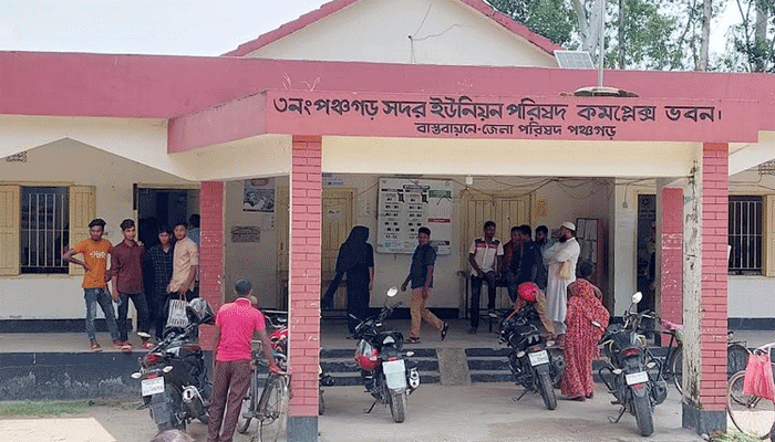 ইউনিয়ন পরিষদের হেফাজতে থাকা যুবকের আত্মহত্যার অভিযোগ